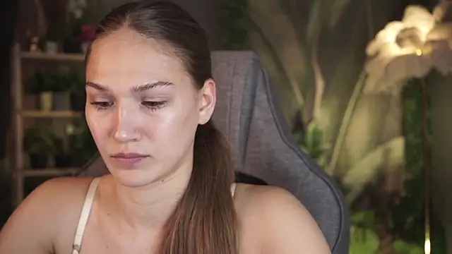 XXX chat uživo modela Sweet_Emilya