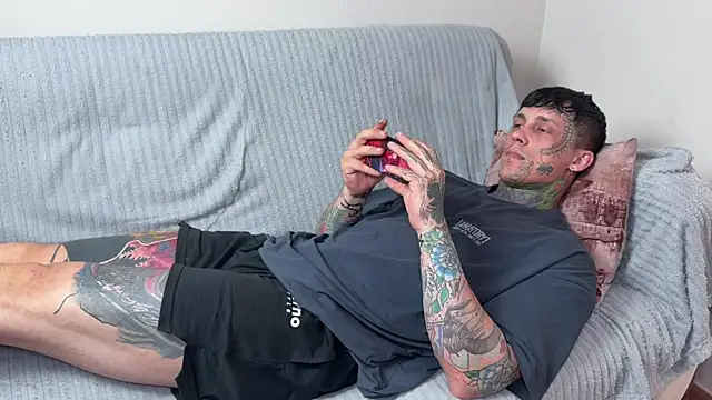 Chat XXX en directo de Anubisgods
