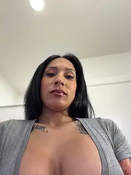 FerrariFrench's Live XXX Chat
