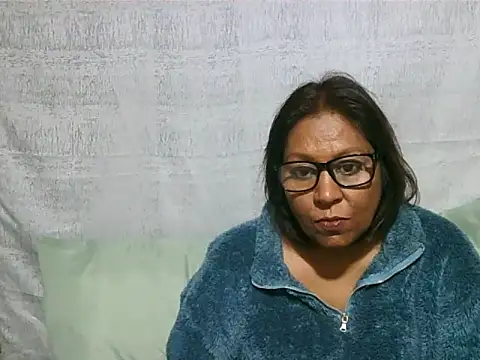 IndianSexyMilf69's Live XXX Chat