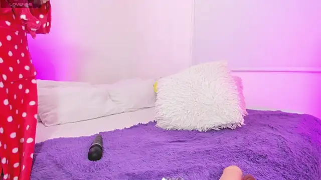 karly_rioss' Live XXX Chat