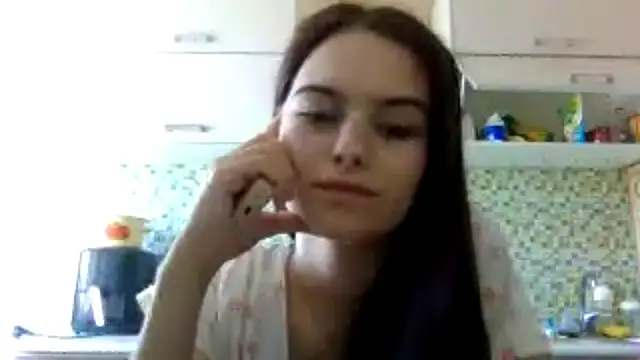 KikiAmino's Live XXX Chat