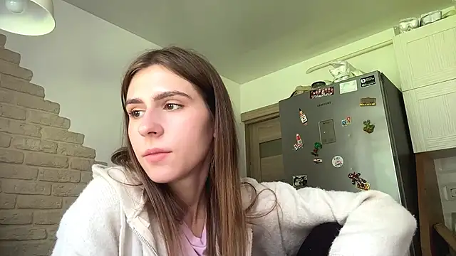 ZaraGuyette's Live XXX Chat