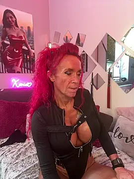 Hotmilfhamburg1 Chat XXX in diretta