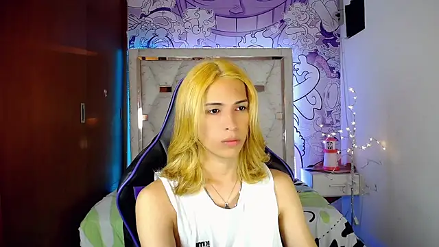 Larry_craft Adlı Modelin Canlı XXX Sohbeti