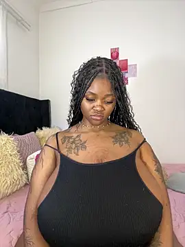 Yung-Missy Live XXX-Chat
