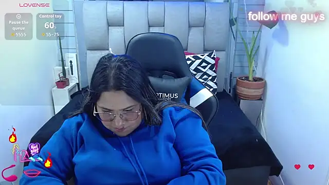 evelin_zaens XXX чат на живо