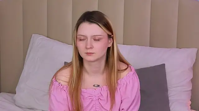 AlyssFrost 现场XXX聊天