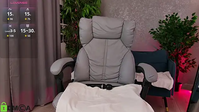 MayaSpringX Live XXX Chat