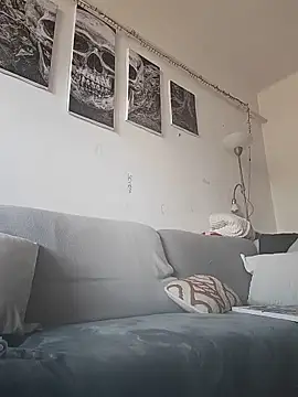 Laura_Ati Adlı Modelin Canlı XXX Sohbeti