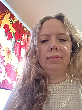 Irina3718's Live XXX Chat