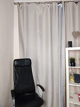 MickeQuinee – webcam-show