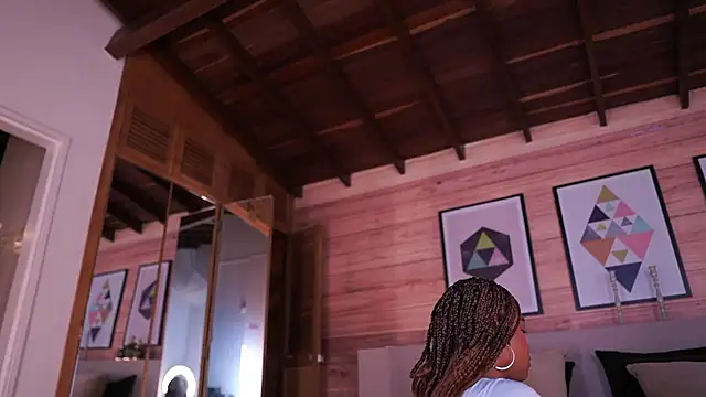 AriaFoster Adlı Modelin Canlı XXX Sohbeti
