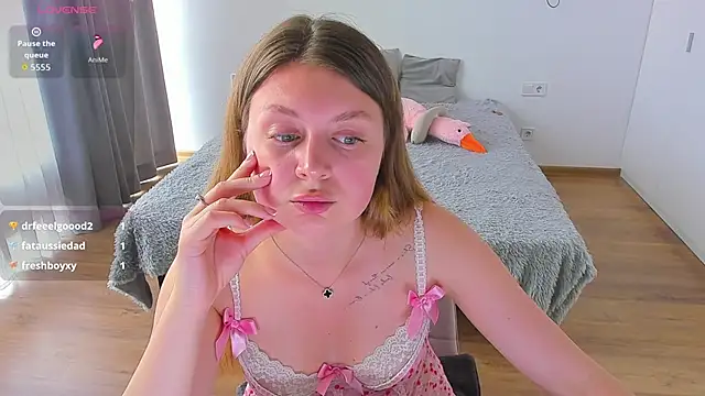 Kitkatvel live XXX chat