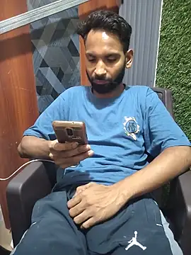 Živý XXX chat Akki-101