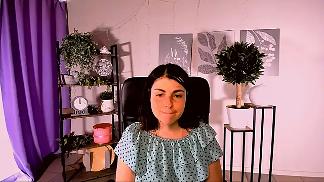 Онлайн чат XXX MartaEdams