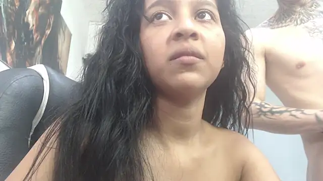naty_18 élő XXX-chatje