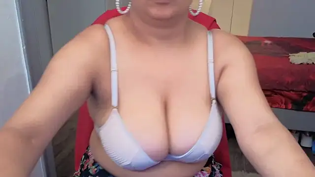 دردشة HotSpicyGujju الجنسية المباشرة