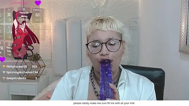 Czat XXX na żywo – Echypyon_