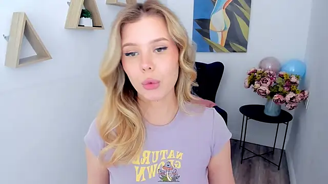 دردشة FollowLovee الجنسية المباشرة