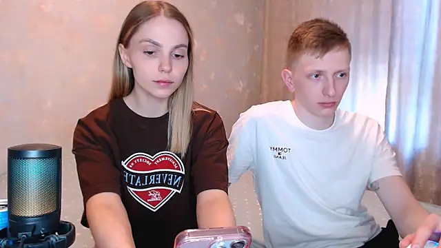 juliaanddiman Live XXX chat