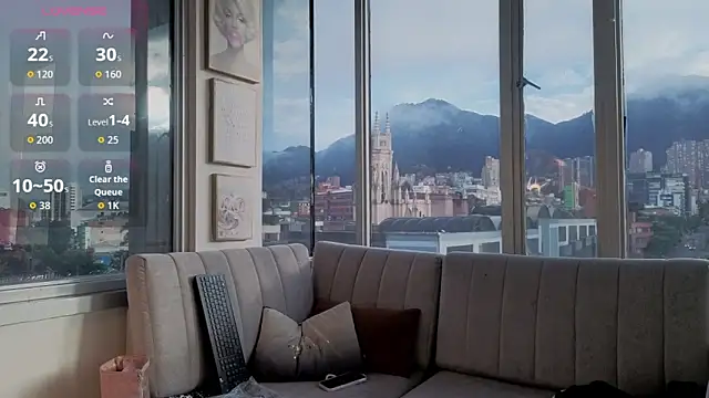 Ivanna_West 现场XXX聊天