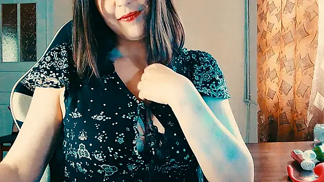 دردشة Eva-Meri الجنسية المباشرة