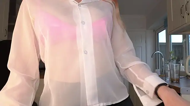 stripmequick live XXX chat