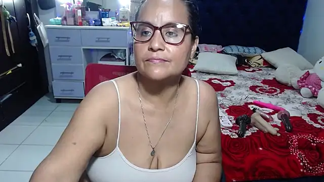 pervert_mommy_ – Live XXX-chat