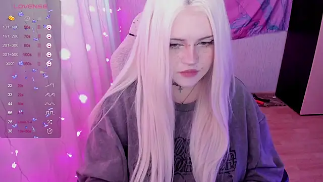 Chat +18 de SelenaCute ao vivo