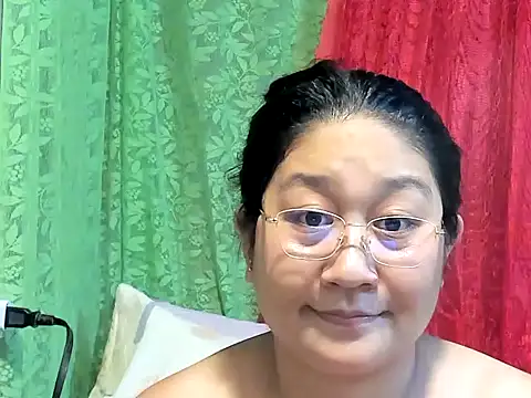 Chat XXX en directo de CHUBBY_ANGEL09