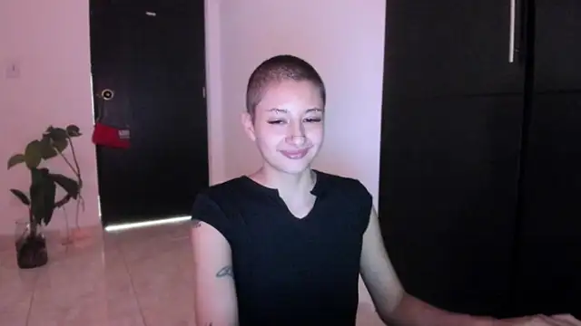 vandalovee_ – Live XXX-chat
