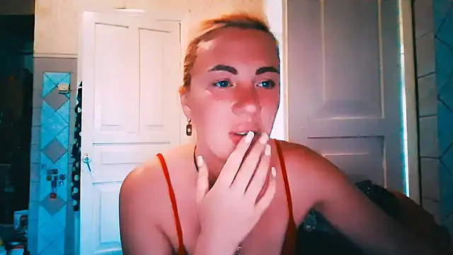 EmmaCat_'s Live XXX Chat