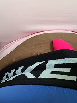 Chatroom XXX en direct de F3ckd0lllucy