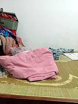Mirra-a Pertunjukan Webcam