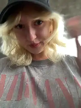 RonnieKiss 现场XXX聊天