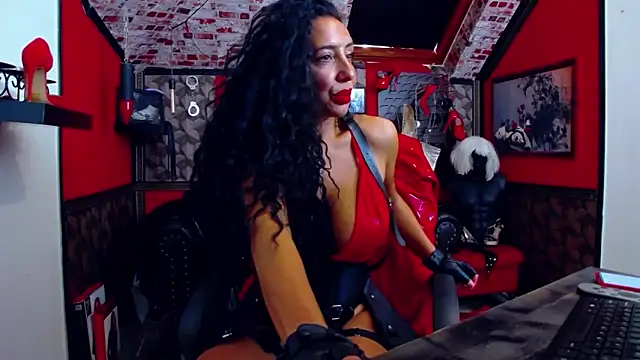 DommeBellatrixのライブXXXチャット