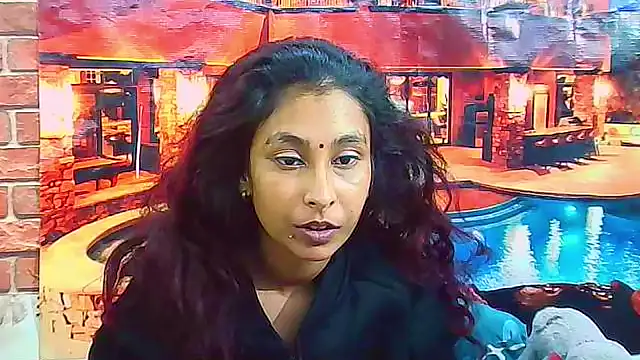 IndianSexyButt: онлайн-секс-чат