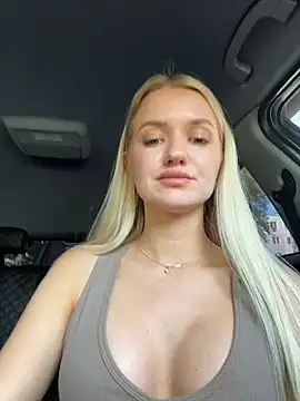 Devill_Angel_ élő XXX-chatje