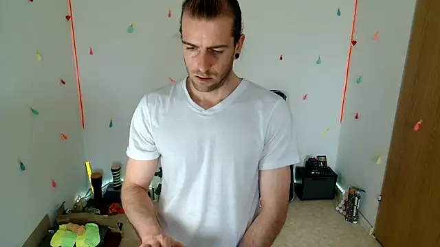 hei_69 Chat XXX in diretta