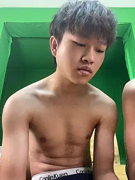 -OvO- 现场XXX聊天
