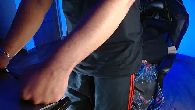 SexyBoy-Bigclit Obrolan Langsung XXX