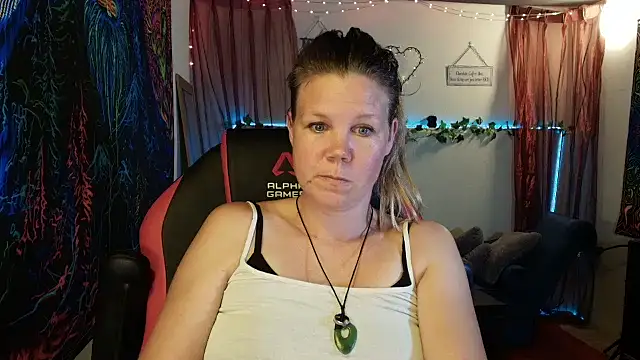 CallMeMaria Live XXX Chat