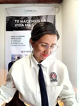 Chat +18 de Valentina--1 ao vivo