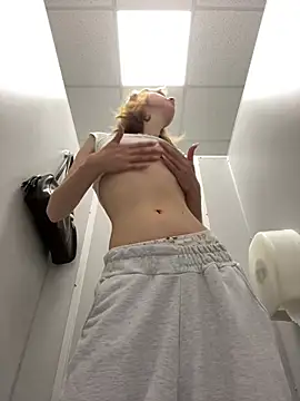 Outdorable Live XXX-Chat