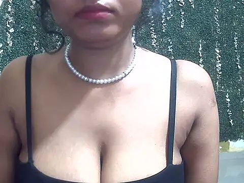 shallykaur's Live XXX Chat