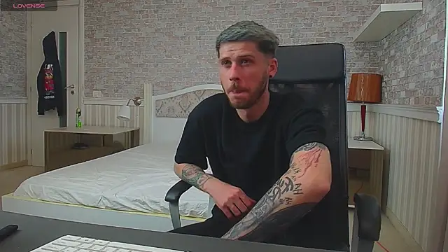 JonahShaw 라이브 XXX 채팅