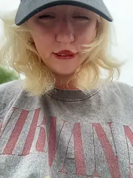 RonnieKiss' Live XXX Chat