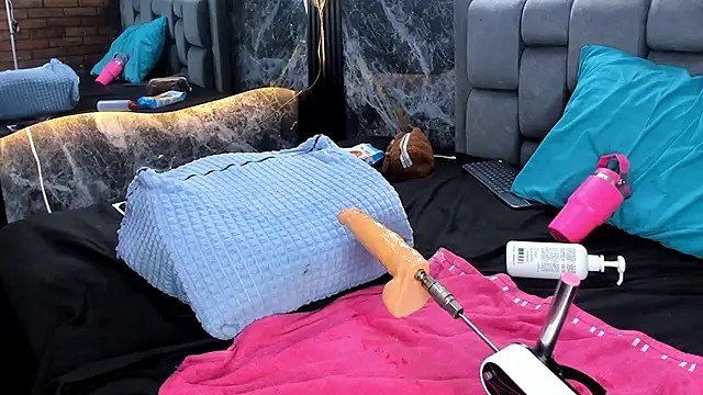 Živý XXX chat Couple_Gold69
