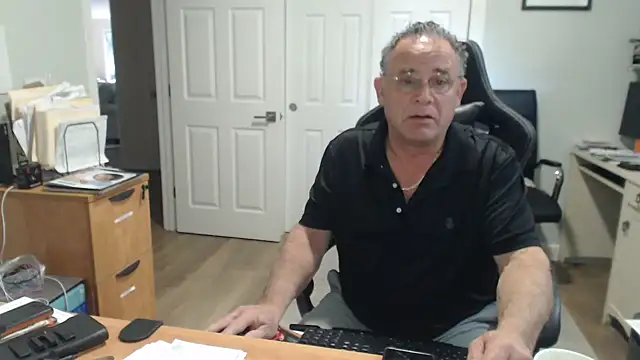 twopeopleinlove live XXX chat